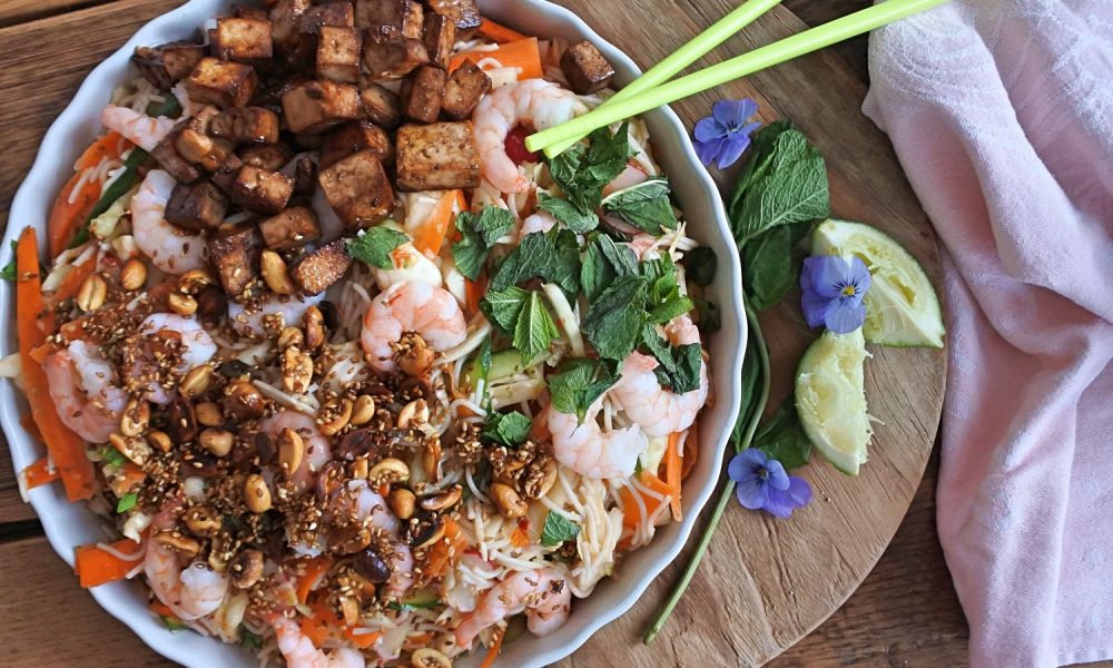 Jamie Oliver recept: Koh Samui salade met noodles, garnalen en groente